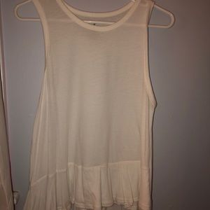 American eagle ruffle tank top